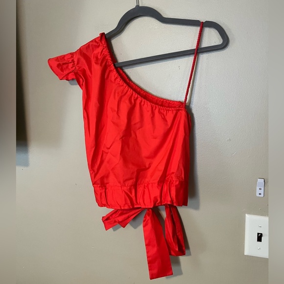 Tricot Chic Paris Asymmetrical One Shoulder Top - Picture 3 of 6